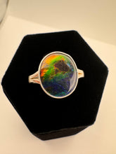 Load image into Gallery viewer, ammolite ring