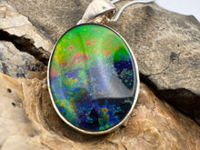 Load image into Gallery viewer, ammolite pendant