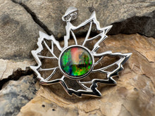 Load image into Gallery viewer, canada leaf pendant