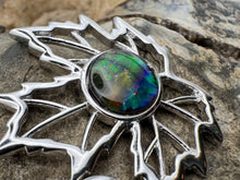 Load image into Gallery viewer, canada leaf pendant