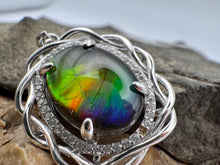 Load image into Gallery viewer, ammolite silver pendant