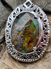 Load image into Gallery viewer, silver ammolite pendant