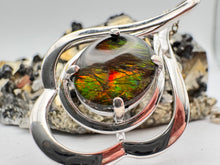 Load image into Gallery viewer, silver ammolite pendant