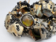 Load image into Gallery viewer, Silver ammolite pendant