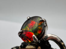 Load image into Gallery viewer, ammolite silver ring