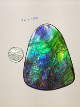 Load image into Gallery viewer, Very Large Collector piece purple/blue/green ammolite Gemstone  100x76mm 6O - thickness 5mm