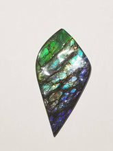 Load image into Gallery viewer, Beautiful dragonskin free form ammolite gemstone 80x45mm 5N