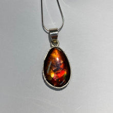 Load image into Gallery viewer, Ammolite pendant Sterling Silver