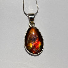 Load image into Gallery viewer, Ammolite pendant Sterling Silver