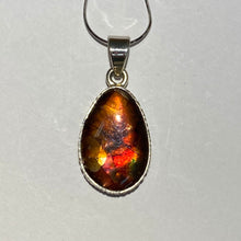 Load image into Gallery viewer, Ammolite pendant Sterling Silver