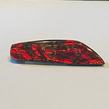 Load image into Gallery viewer, Pearlescent glowing red ammolite free form 37x20x10 mm