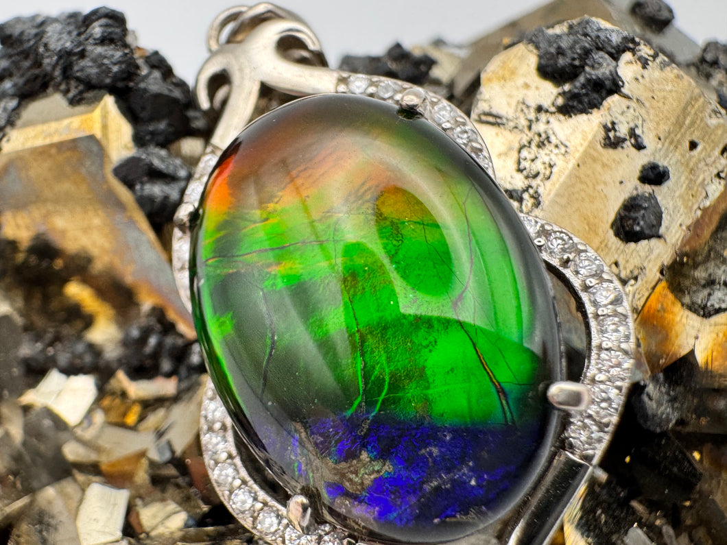 ammolite silver pendant