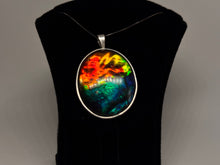 Load image into Gallery viewer, Ammolite pendant
