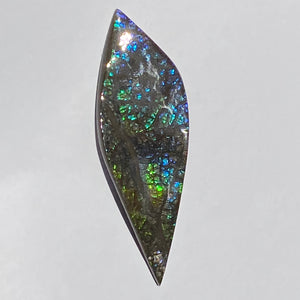 Beautiful purple/green/blue dragon skin ammolite 86x30 mm