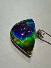 Load image into Gallery viewer, Beautiful ammolite necklace set in silver, featuring vibrant blues and purples
