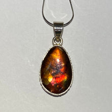 Load image into Gallery viewer, Ammolite pendant Sterling Silver
