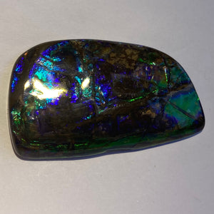 Beautiful Blue/purple/aqua/green ammolite 60x36 mm