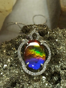 Ammolite pendant beautiful sparkly elegant and unique, absolutely stunning!